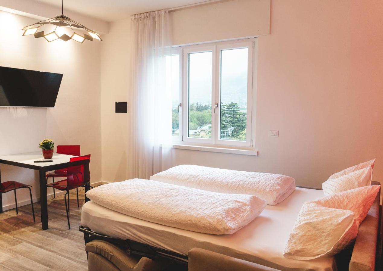 Studio-Appartment - Hotel Lux Meran Buitenkant foto